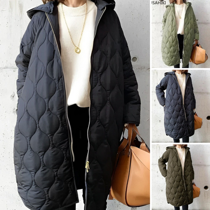 PRISCILLA™ | PARKA MED HETTE OG OMSORGSFULLE DETALJER