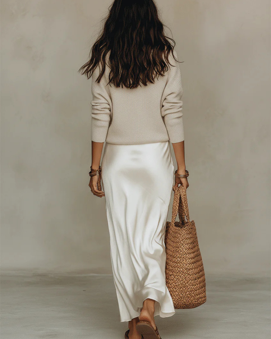 Elena | Satinert Midi Kjole