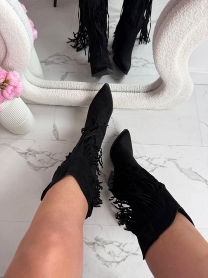 Høye Sorte Støvler med Fringer