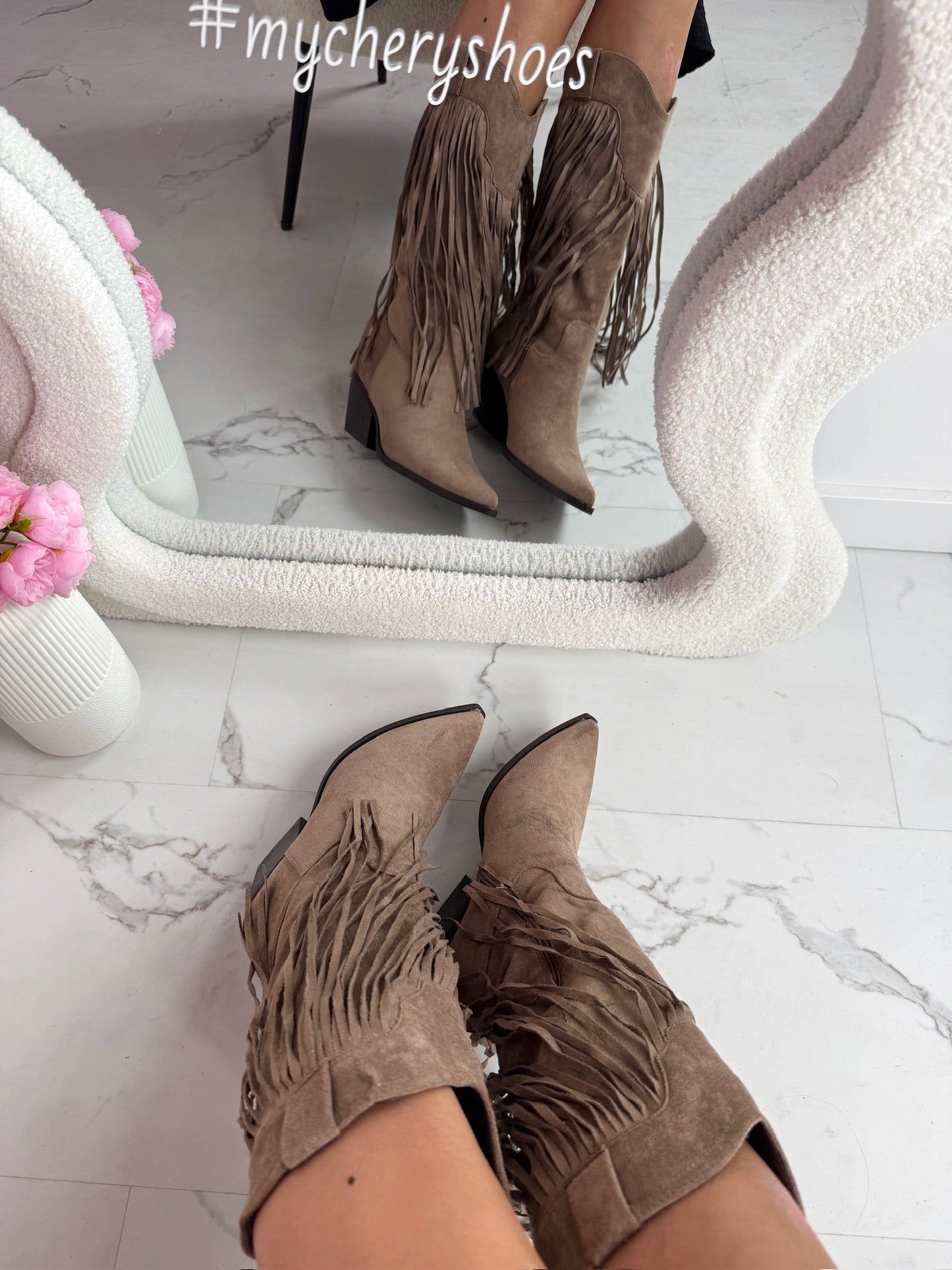 Hoge Taupe Støvler med Fringer