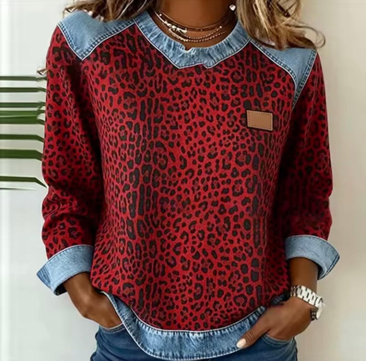 Hollyn™ | Leopardi-printti Neule Denim Kauluksella