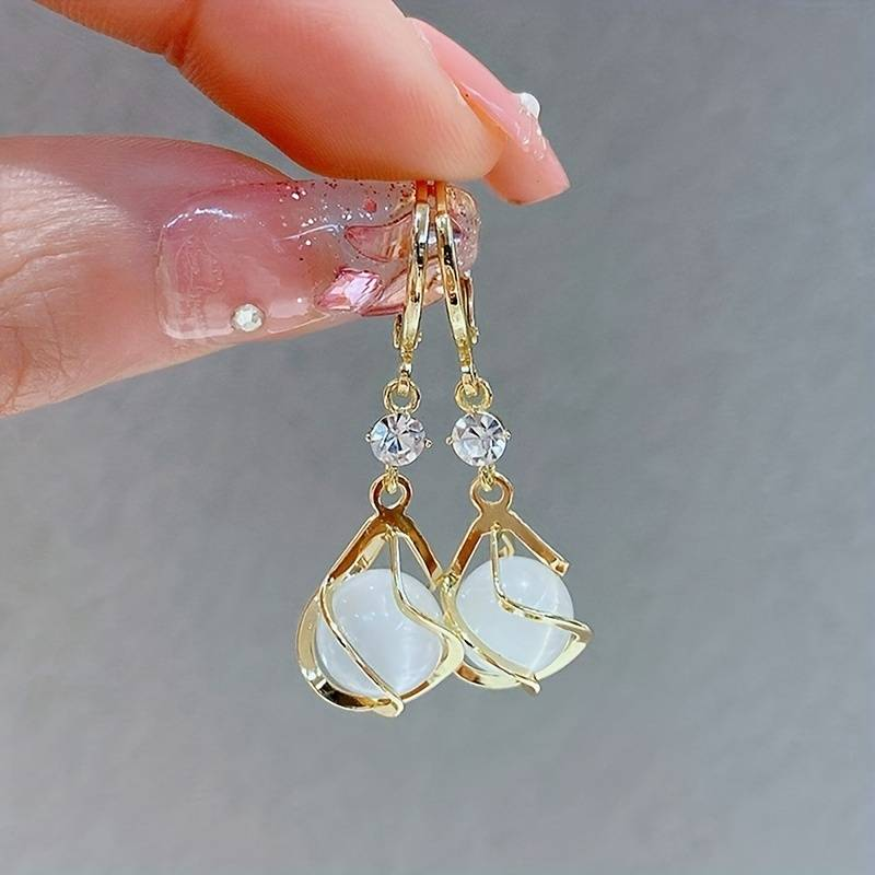 Elegante Hvit Opal Dråpe Øredobber