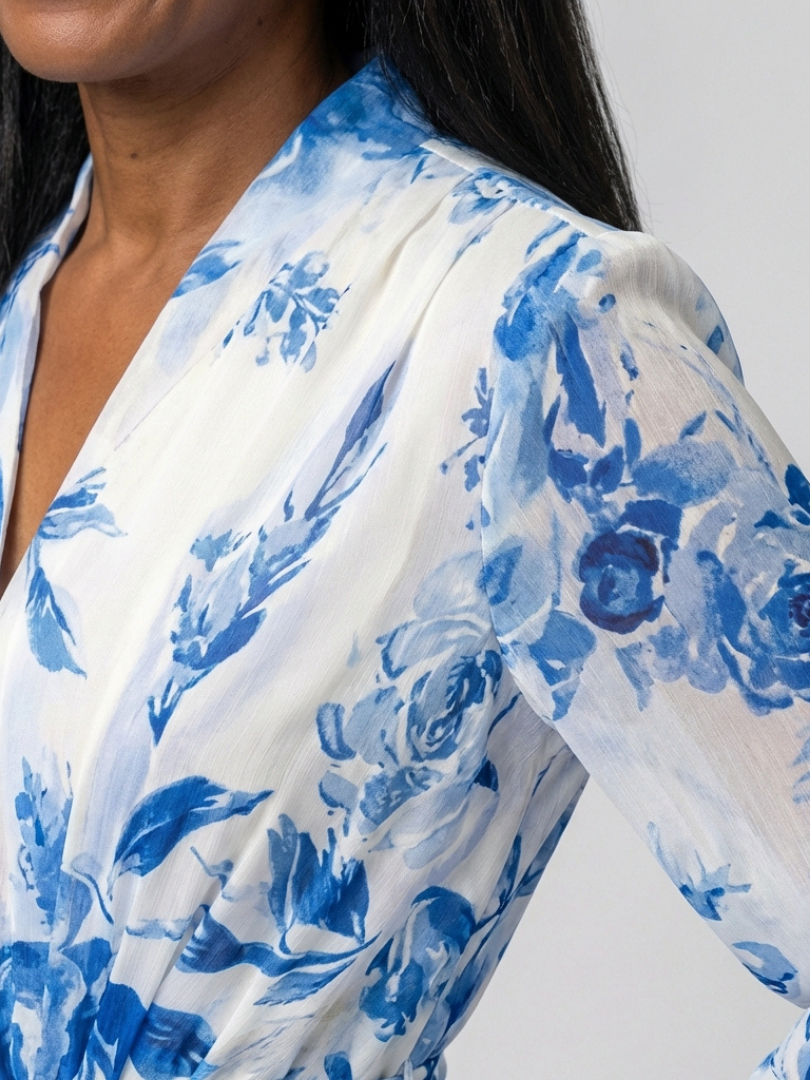 Lillian | Blomstrete Langermet Innpaknings Maxi Kjole